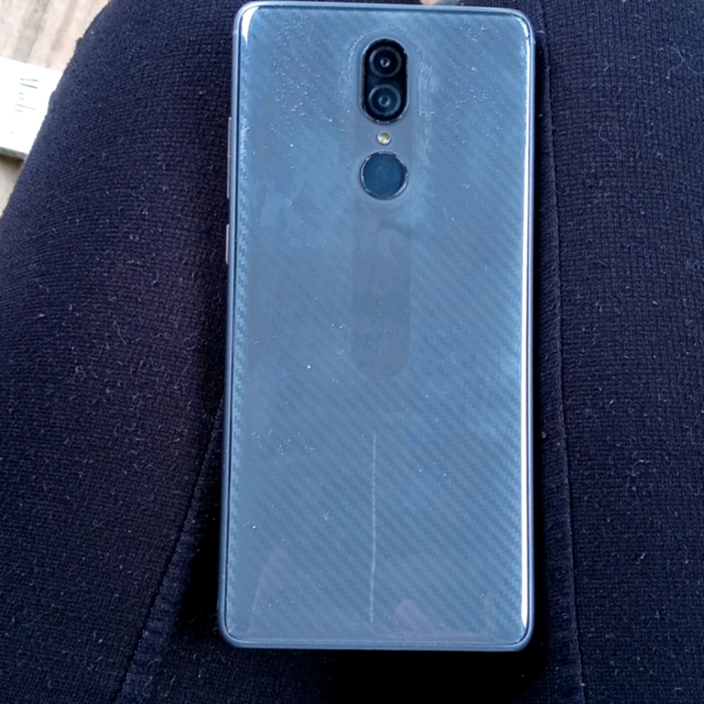 Cell Phone - Picture 2 of 4